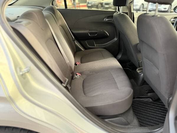 Chevrolet Aveo 2018 — Миниатюра 16