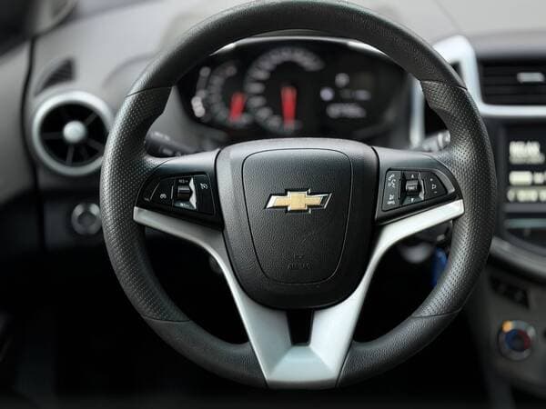 Chevrolet Aveo 2018 — Миниатюра 8