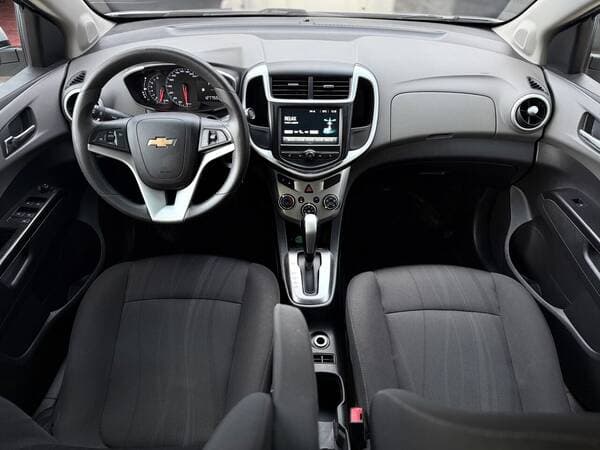 Chevrolet Aveo 2018 — Миниатюра 7
