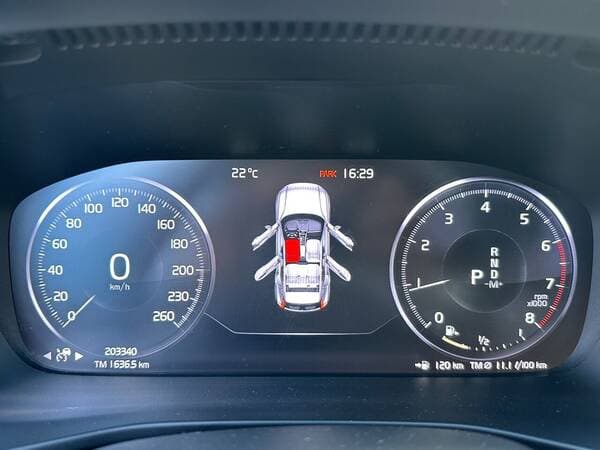2018 Volvo XC 40 — Miniatură 11