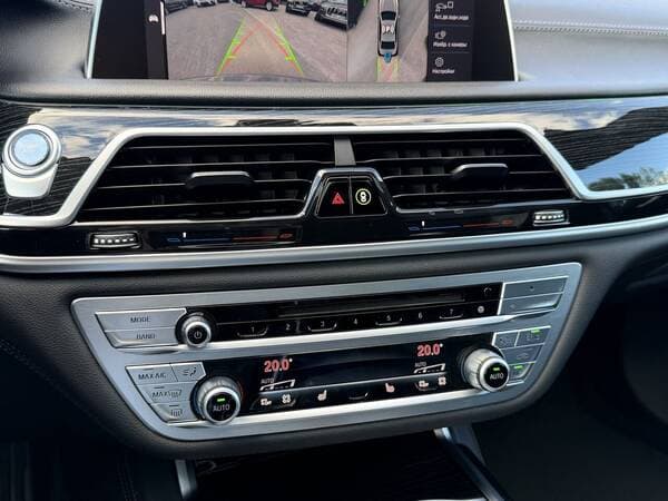 2019 BMW 745e — Miniatură 13