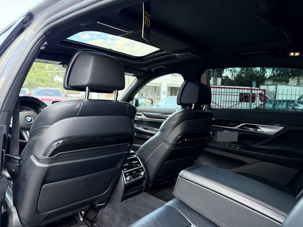 2019 BMW 745e — Miniatură 22