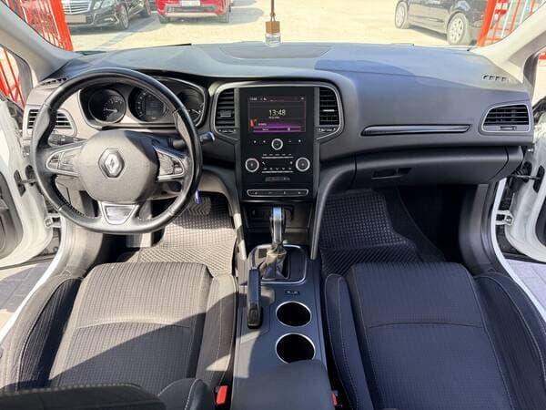 2017 Renault Megane — Miniatură 7