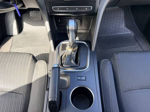 2017 Renault Megane — Miniatură 12