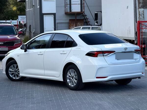 2025 Toyota Corolla — Miniatură 4