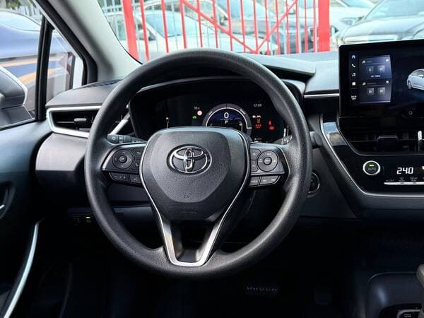 2025 Toyota Corolla — Miniatură 8