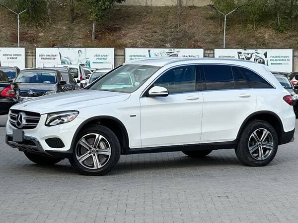 2018 Mercedes GLC 350e — Miniatură 2