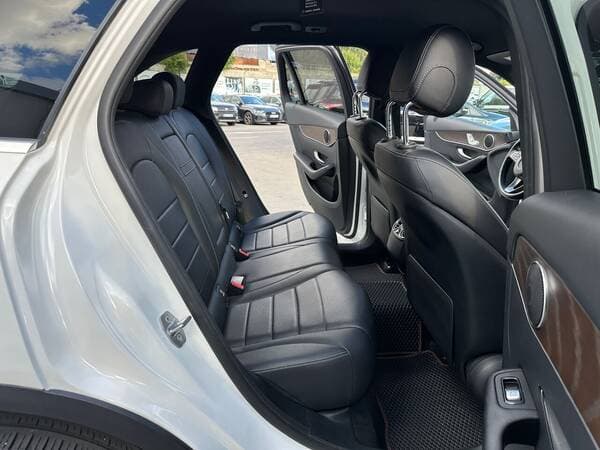 2018 Mercedes GLC 350e — Miniatură 18