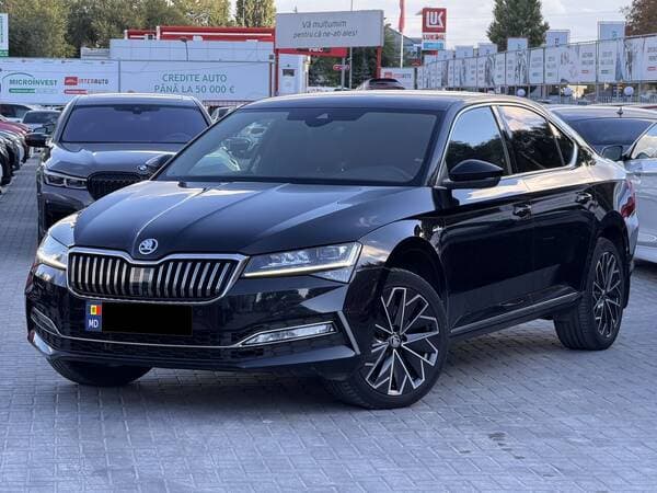 2022 Skoda Superb — Miniatură 2