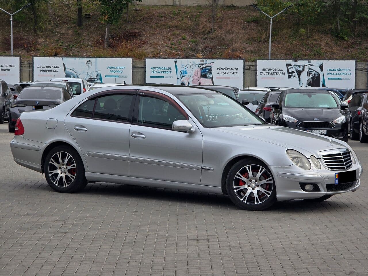 Mercedes E 200