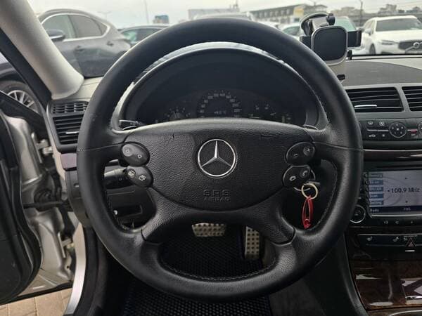 2005 Mercedes E 200 — Miniatură 8