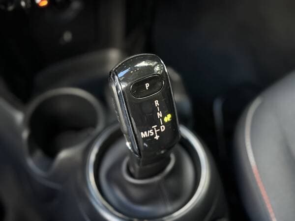 Mini Cooper 2023 — Миниатюра 13
