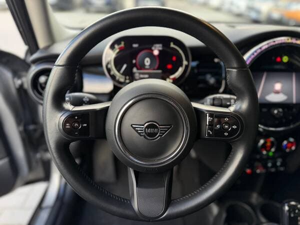 Mini Cooper 2023 — Миниатюра 8