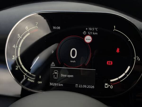 Mini Cooper 2023 — Миниатюра 9