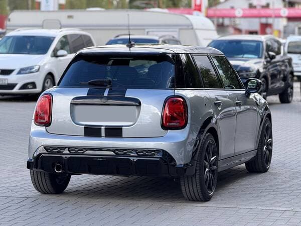 Mini Cooper 2023 — Миниатюра 3