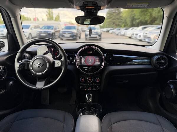 Mini Cooper 2023 — Миниатюра 7