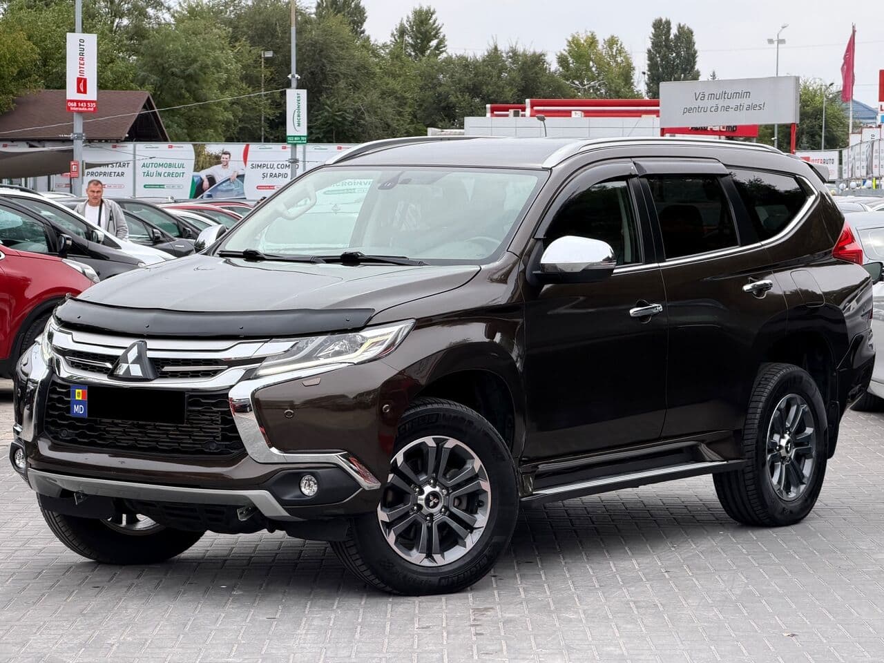 2018 Mitsubishi Pajero Sport — Foto 1