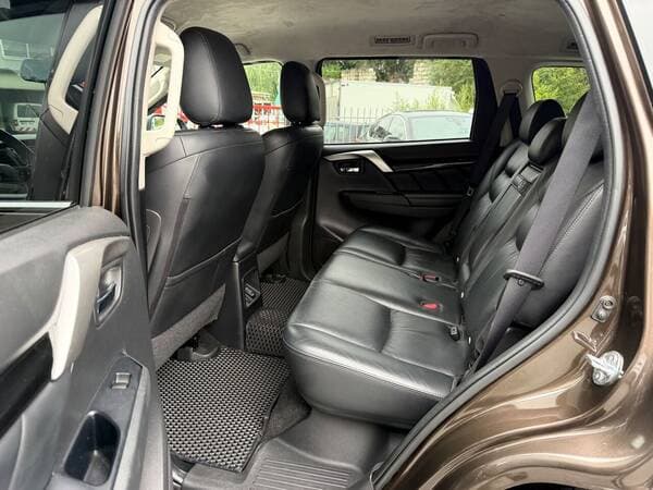 2018 Mitsubishi Pajero Sport — Miniatură 20