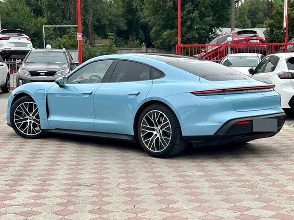 2021 Porsche Taycan — Miniatură 4