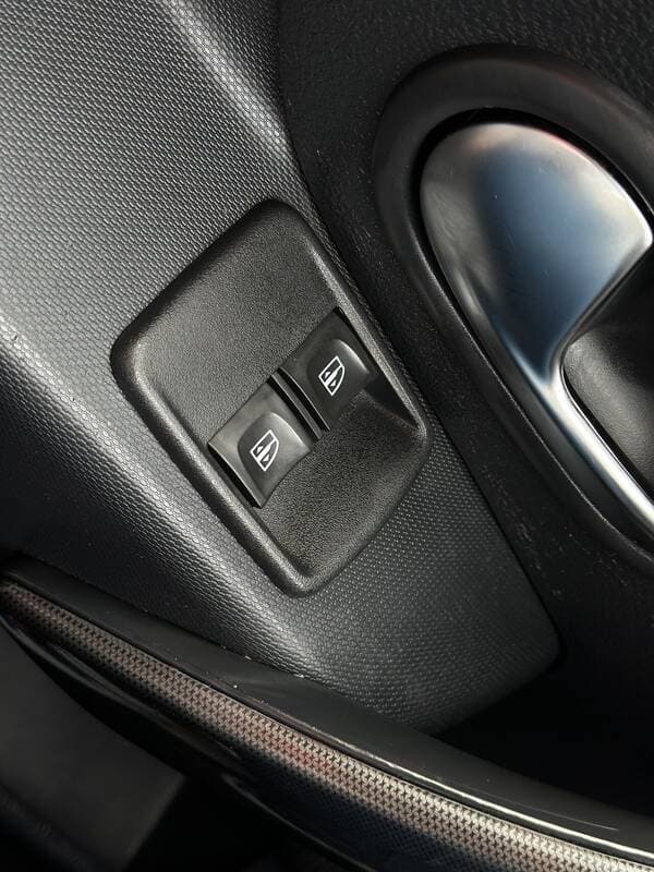 2018 Dacia Logan — Miniatură 14