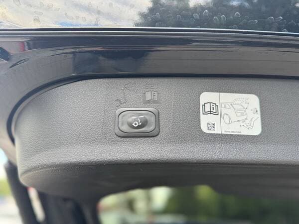 2018 Ford Kuga — Miniatură 18