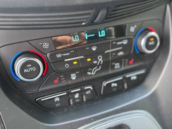 2018 Ford Kuga — Miniatură 13