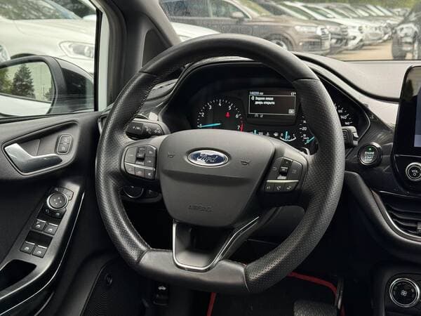 2018 Ford Fiesta — Miniatură 9