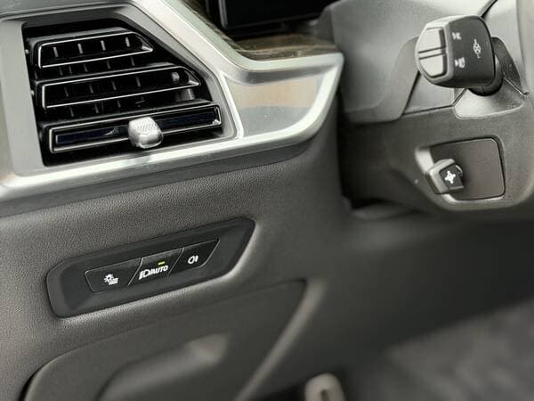 2024 BMW X5 — Miniatură 15
