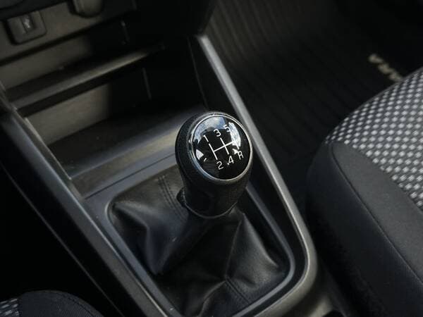 2019 Suzuki Vitara — Miniatură 12
