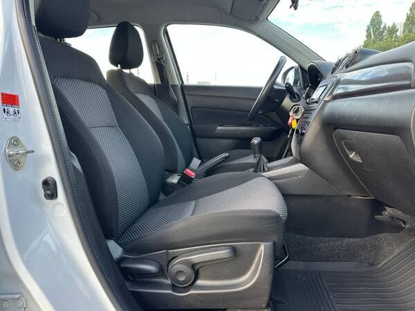 2019 Suzuki Vitara — Miniatură 5