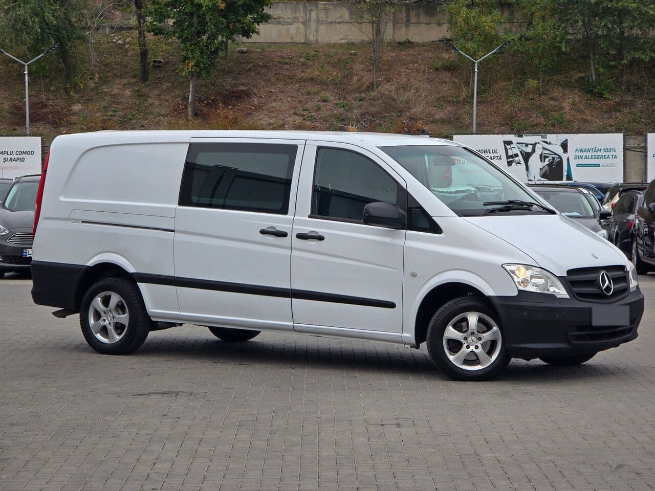 2012 Mercedes Vito — Foto 1