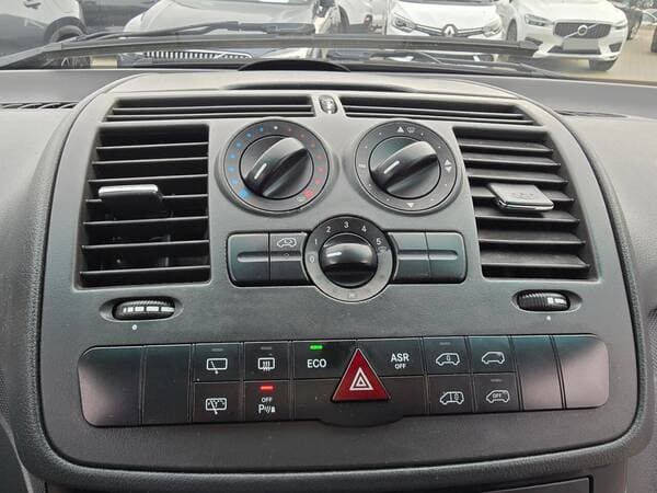 2012 Mercedes Vito — Miniatură 9