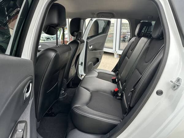 2016 Renault Clio — Miniatură 17