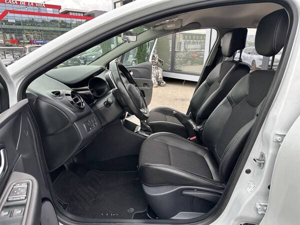 2016 Renault Clio — Miniatură 6