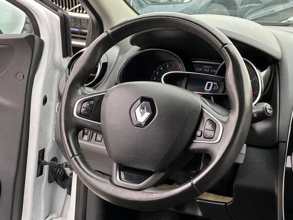 2016 Renault Clio — Miniatură 9
