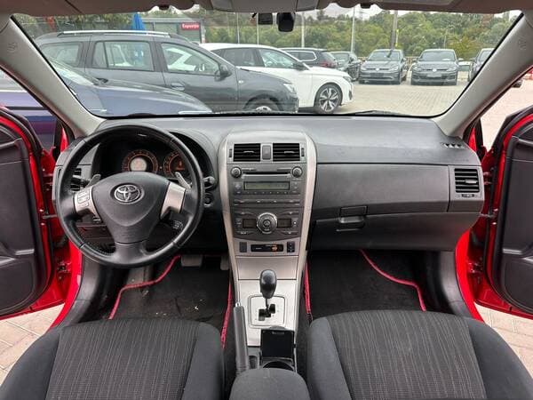 2007 Toyota Corolla — Miniatură 8