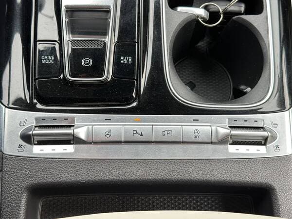 2020 Kia Carnival — Miniatură 15