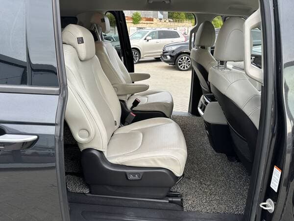 2020 Kia Carnival — Miniatură 20