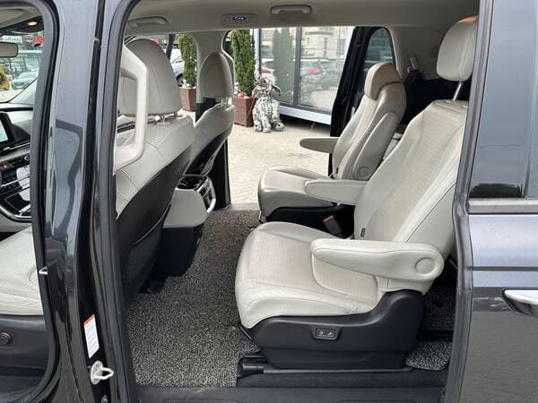 2020 Kia Carnival — Miniatură 19