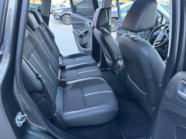 Ford C-MAX 2017 — Миниатюра 17