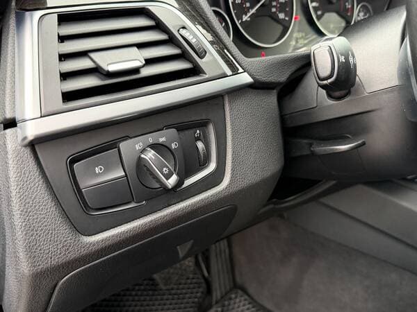 2015 BMW 328 — Miniatură 15