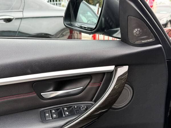 2015 BMW 328 — Miniatură 17