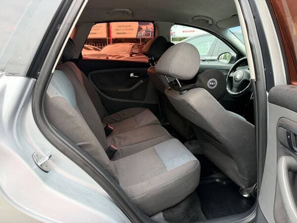 2005 Seat Ibiza — Miniatură 11