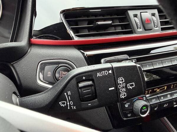 2017 BMW X1 1.8i — Miniatură 14