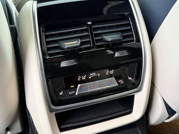 2019 BMW X7 — Miniatură 20