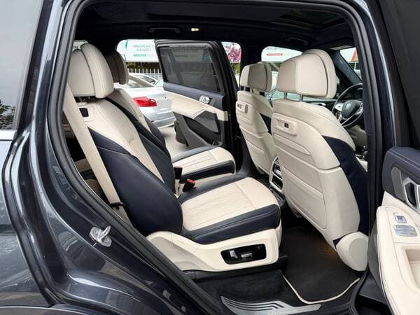 2019 BMW X7 — Miniatură 18