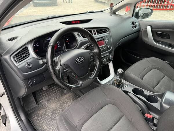 2012 Kia Ceed — Miniatură 5