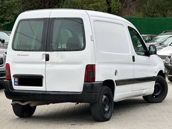 2008 Peugeot Partner — Miniatură 3