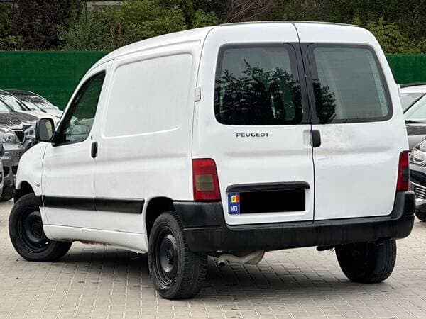 2008 Peugeot Partner — Miniatură 4