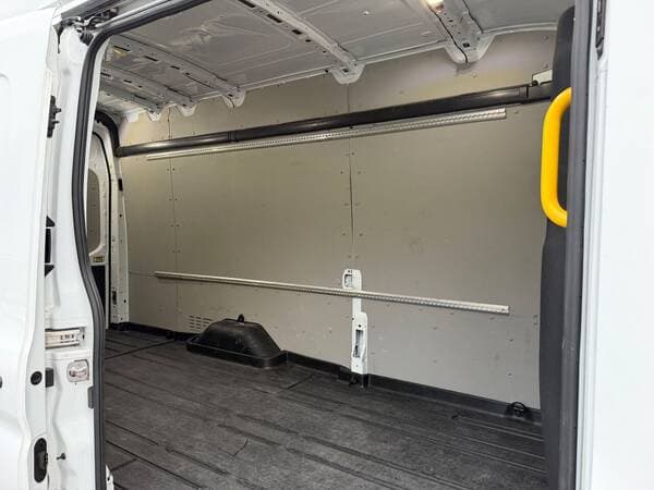 2019 Ford Transit — Miniatură 14